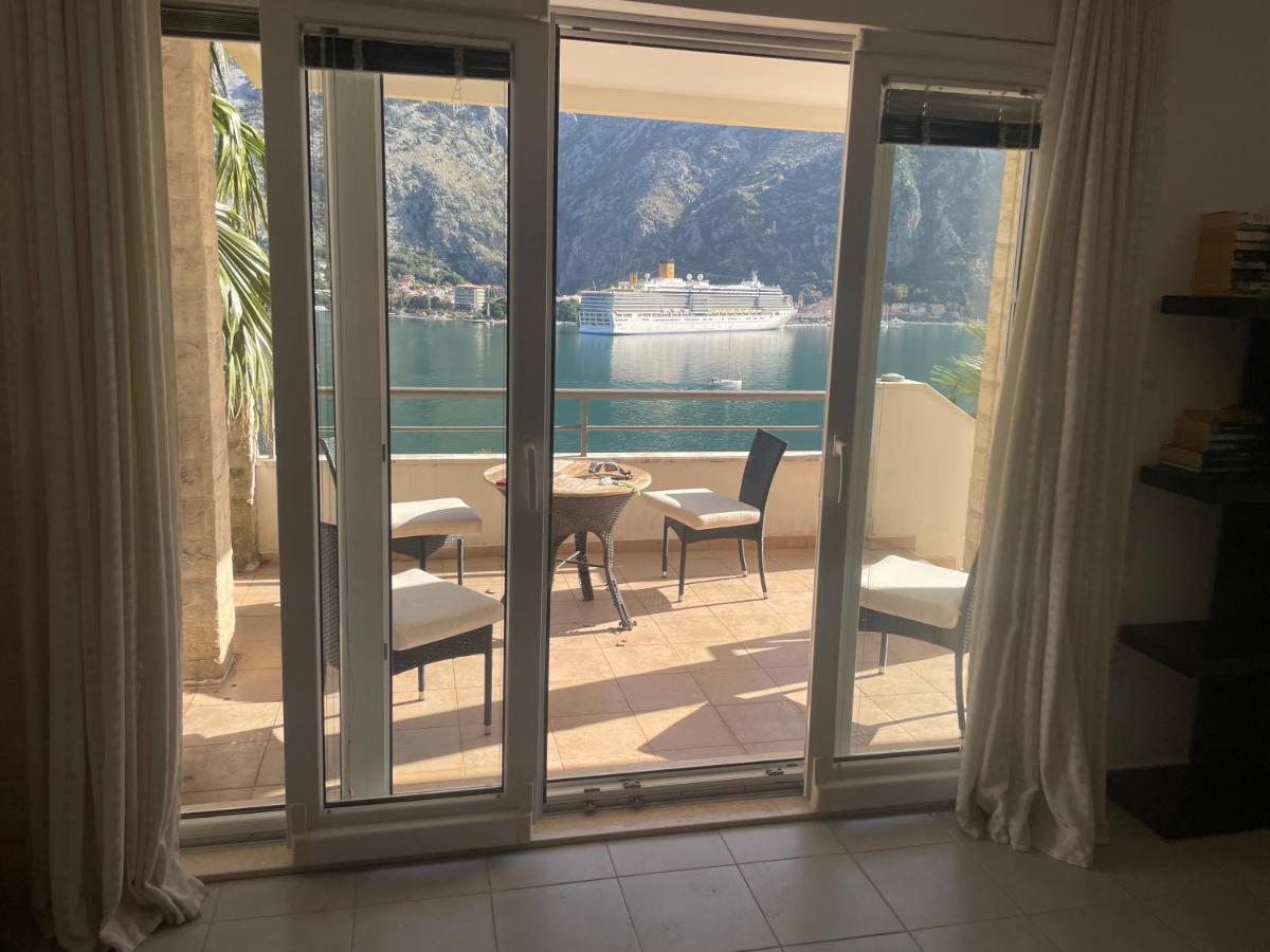 Stunning View To Kotor Bay And Old Town - C2 Vista Apartment Muo Bagian luar foto